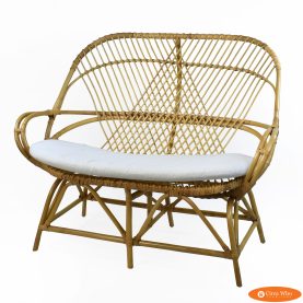 Lola Settee