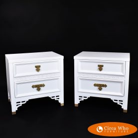 Pair of white nightstands new lacquered in vintage condition