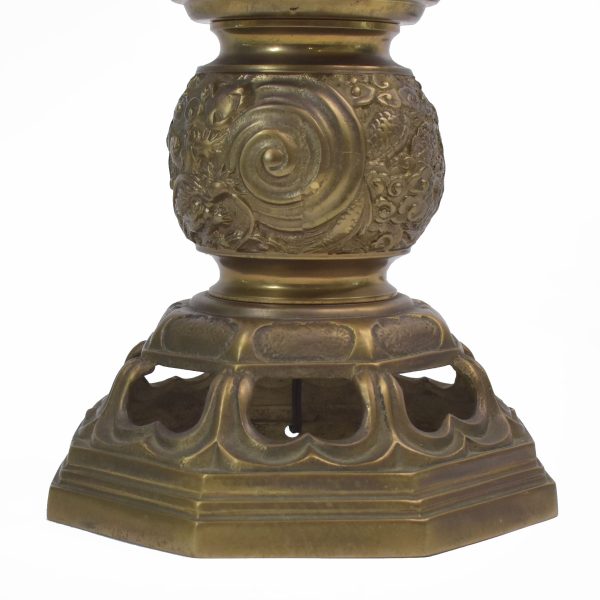 Single Brass Pagoda Table Lamp