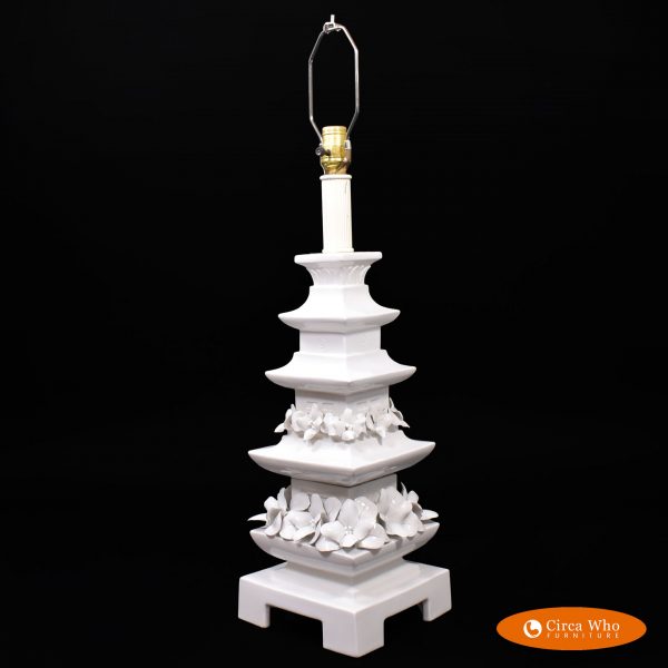 Single Pagoda White Table Lamp