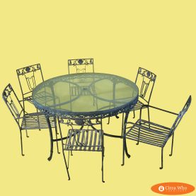 Vintage Outdoor Shell Dining Set